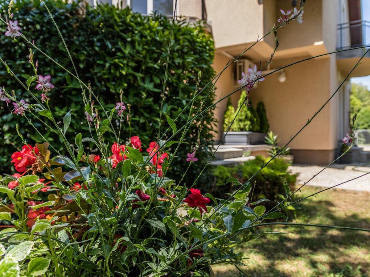 Villa 21 Boutique Rooms Balatonalmádi Exterior foto
